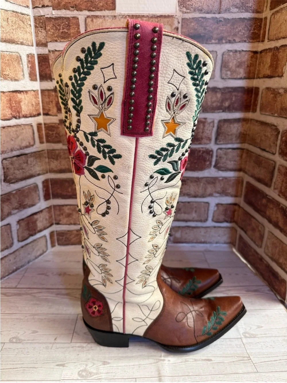 Old Gringo Embroidered Floral Tall Western Boots - Cream & Brown